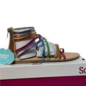 SO girls rainbow sandal size 4 NIB